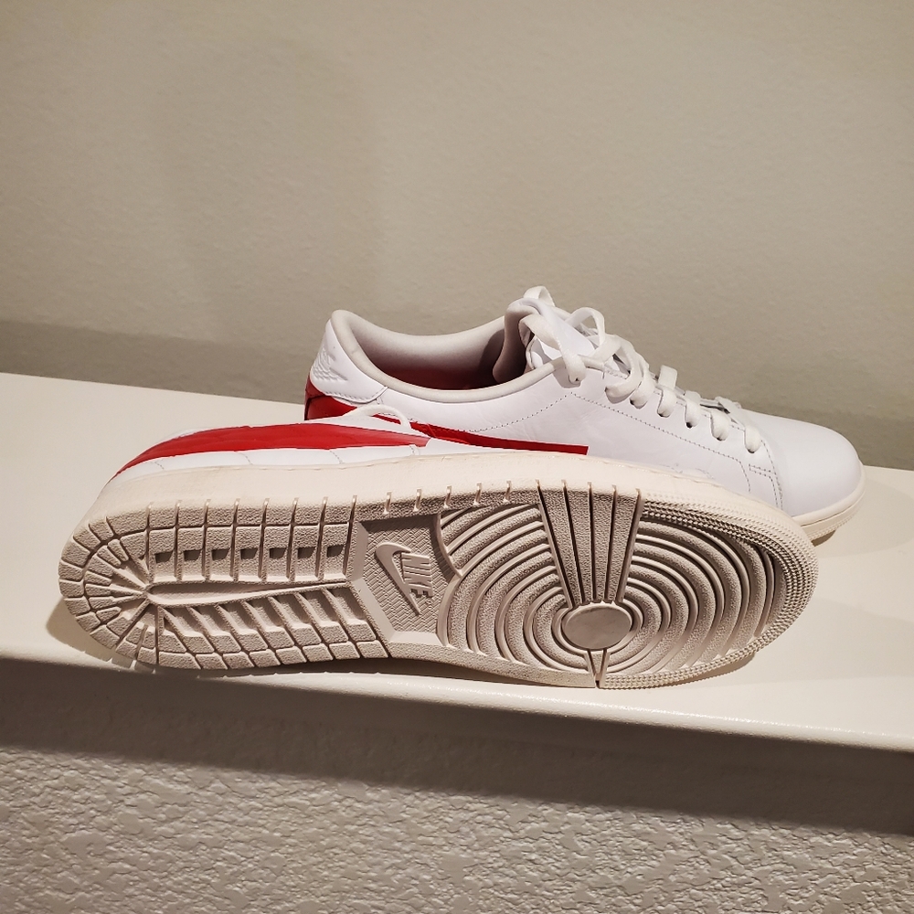 Nike Air Jordan 1 Centre Court White/University Red Low Top Sneakers sz … - Picture 3 of 6